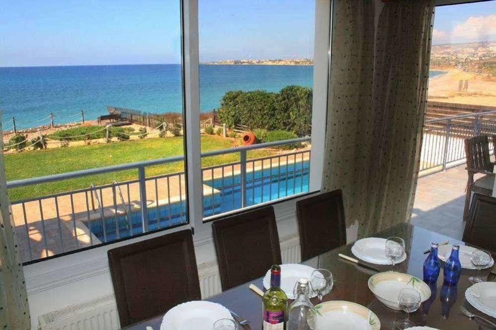 Blue Coral Beach Villas Пафос Екстер'єр фото