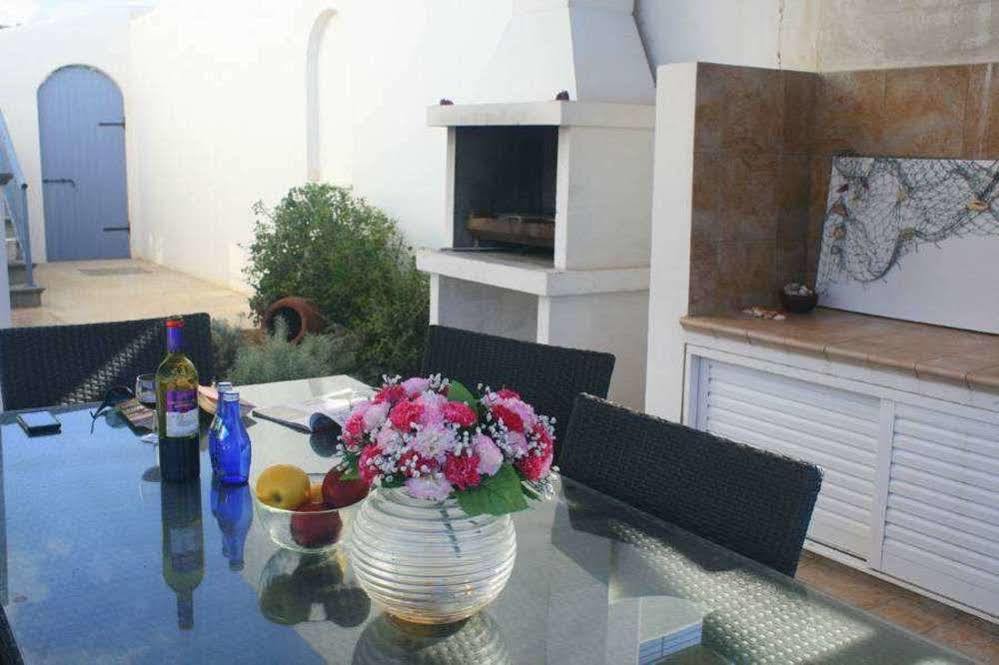 Blue Coral Beach Villas Пафос Екстер'єр фото