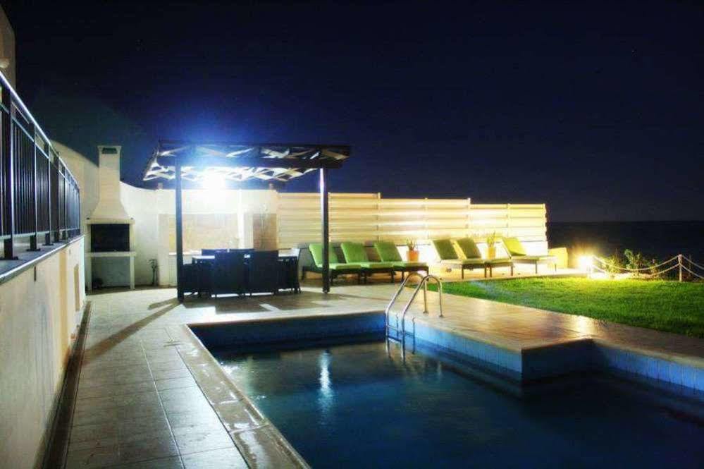 Blue Coral Beach Villas Пафос Екстер'єр фото