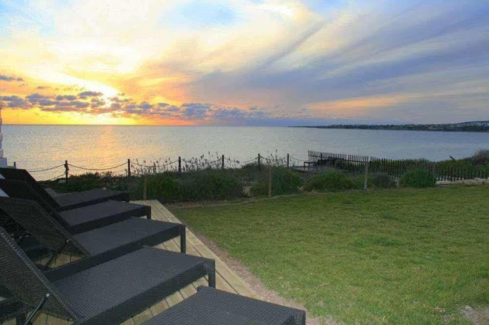 Blue Coral Beach Villas Пафос Екстер'єр фото